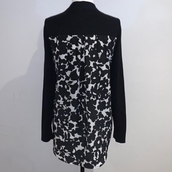 Tommy Hilfiger black/white floral chiffon V-neck sweater size Small - Picture 7 of 13